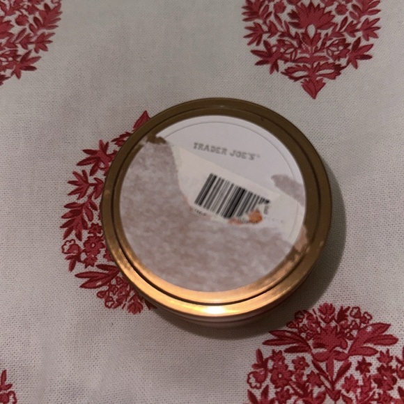 Trader Joe's || Maple Sugar Scented Candle 3oz - Picture 5 of 5
